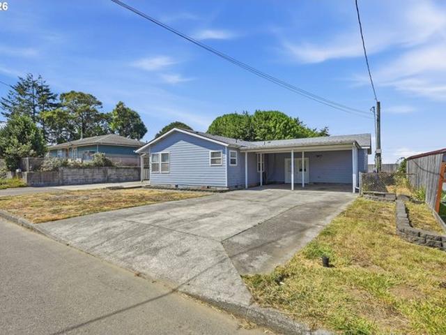 House for sale in Oregonia