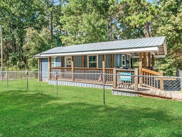House for sale in Onalaska, Polk County