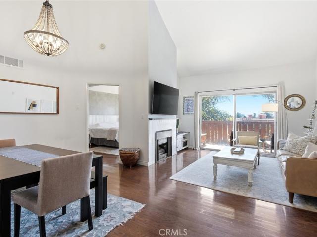 Condo for sale in Long Beach, California