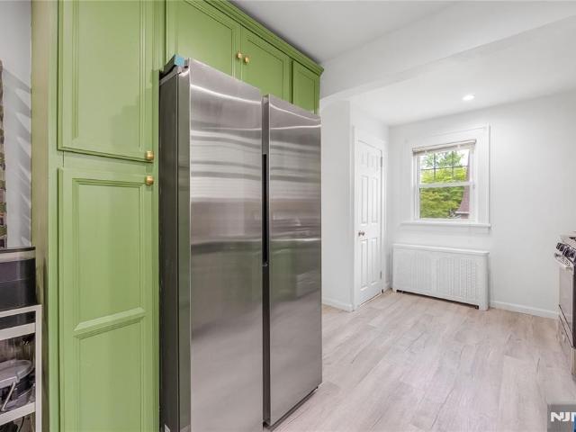 House for sale in Teaneck, New Jersey