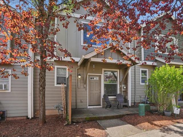 Townhouse for sale in Oregonia