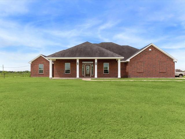 House for sale in Liverpool, Texas