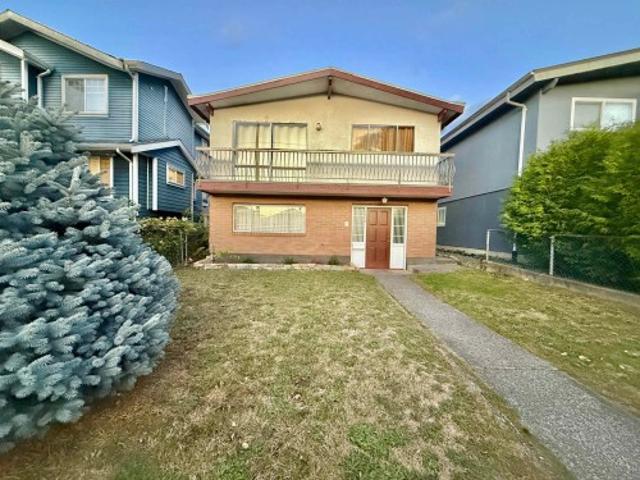 House for sale in Renfrew-Collingwood, Vancouver