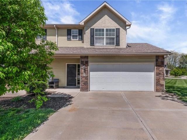 Townhouse for sale in Kansas City, Missouri
