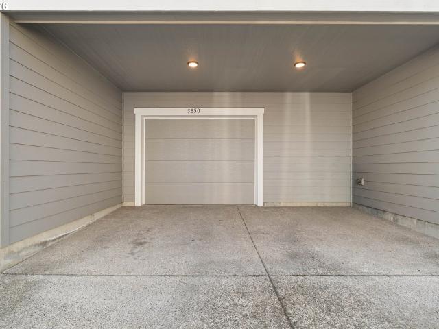 Townhouse for sale in Oregonia