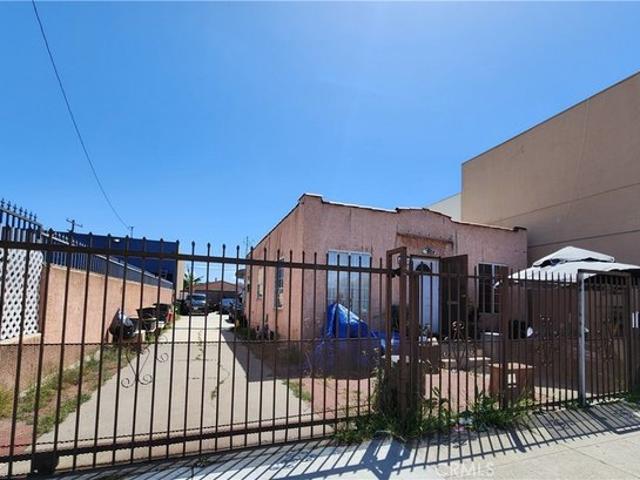 House for sale in Inglewood, California