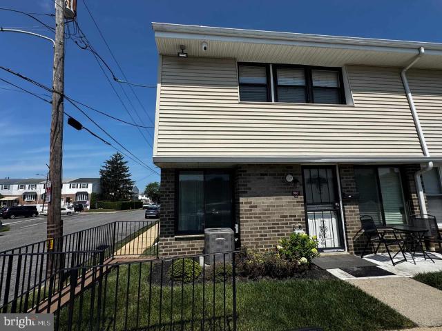 Townhouse for sale in Philadelphia, Pennsylvania