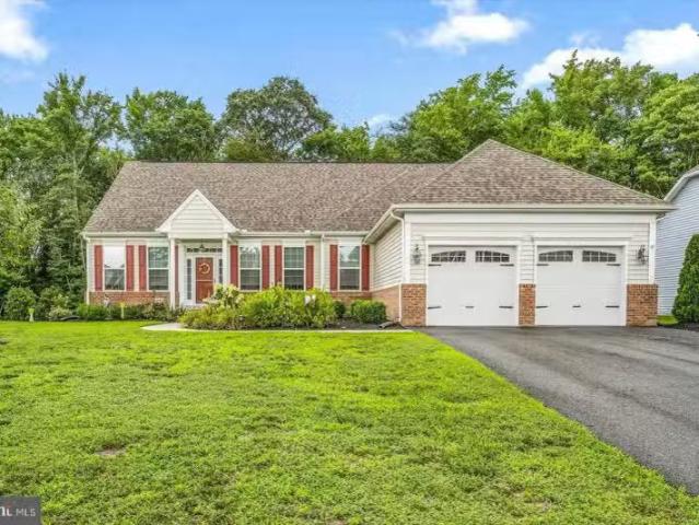 House for sale in Selbyville