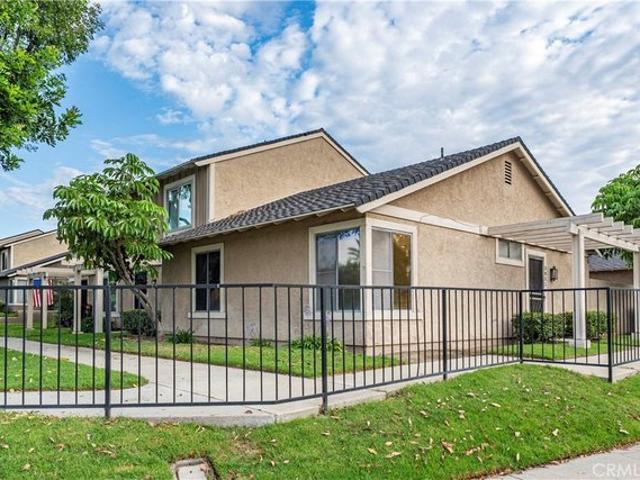 Townhouse for sale in La Verne, California