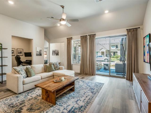 Townhouse for sale in Denton, Texas