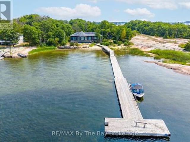 House for sale in Georgian Bay Township, Central Ontario