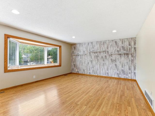 House for sale in Inver Grove Heights, Minnesota