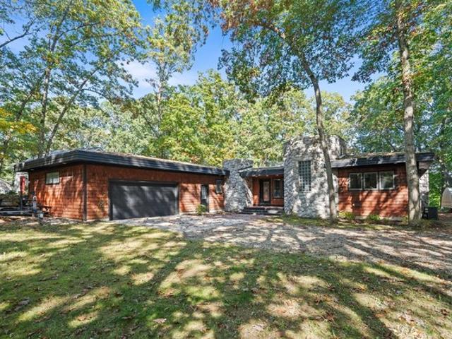 House for sale in Allegan, Allegan County