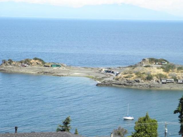Land for sale in Hammond Bay, Nanaimo