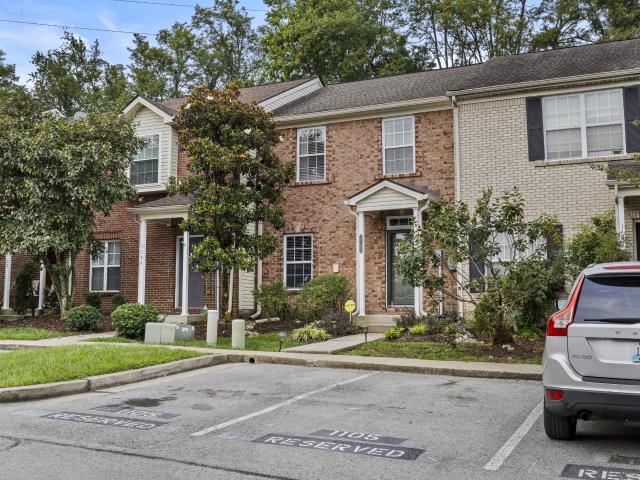 Townhouse for sale in Lexington, Kentucky