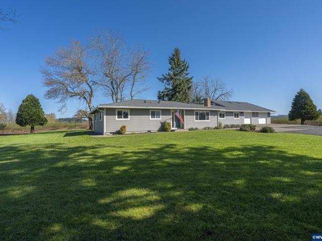 House for sale in Oregonia