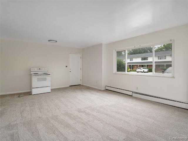 Condo for sale in Clinton Township, Michigan