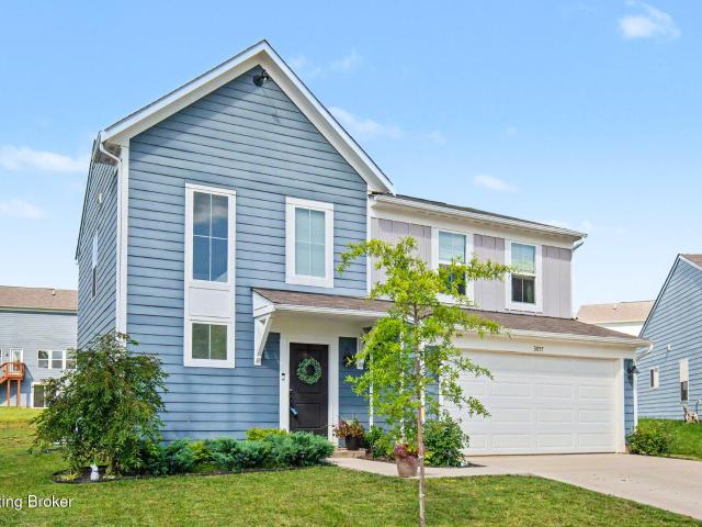 House for sale in La Grange, Kentucky