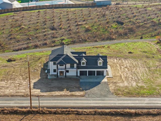 House for sale in Zillah, Washington