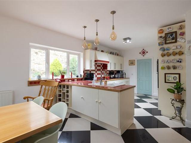 Detached House for sale in Loch Garman, North Tipperary