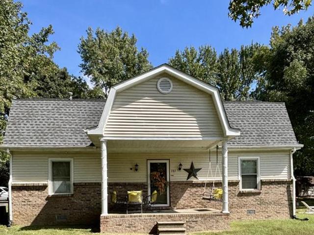 House for sale in Ledbetter, Livingston County