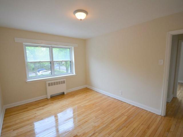 Apartment for rent in Mulhurst Bay, Ontario