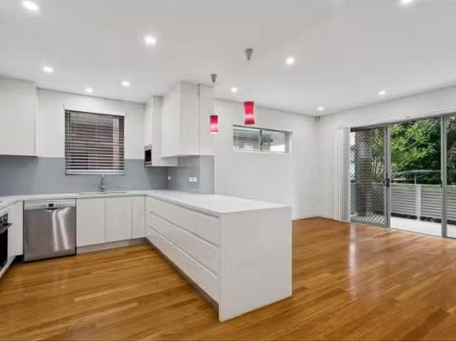 Condo for rent in Sydney, New South Wales