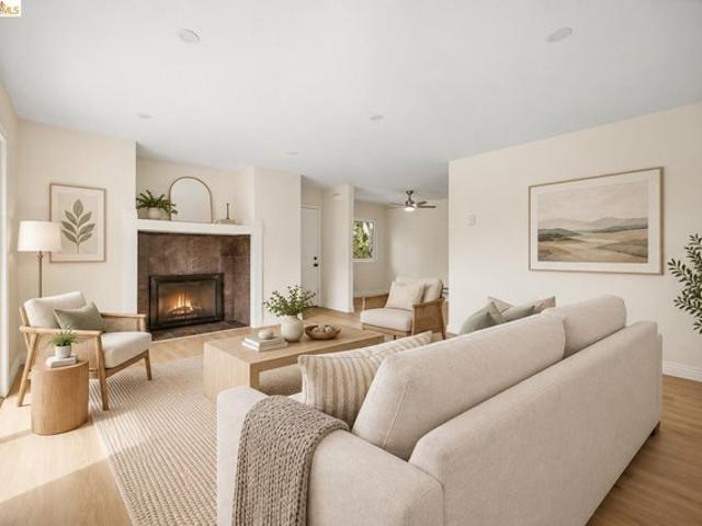 Condo for sale in San Leandro, California