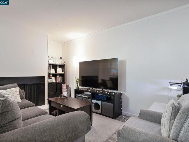 Condo for sale in Pleasant Hill, California
