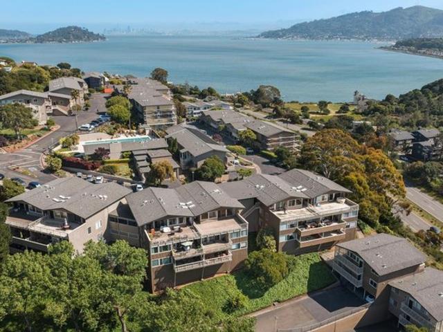 Condo for sale in Belvedere Tiburon, California