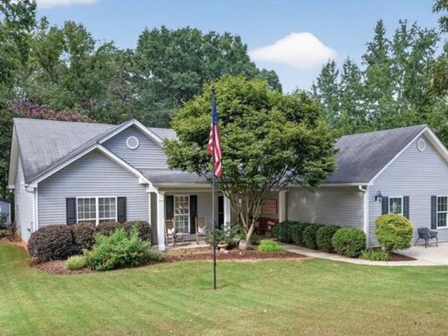 House for sale in Bethlehem, Georgia