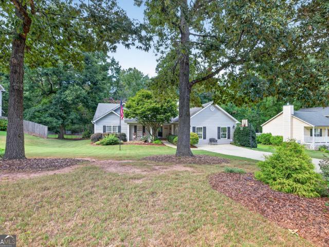 House for sale in Bethlehem, Georgia