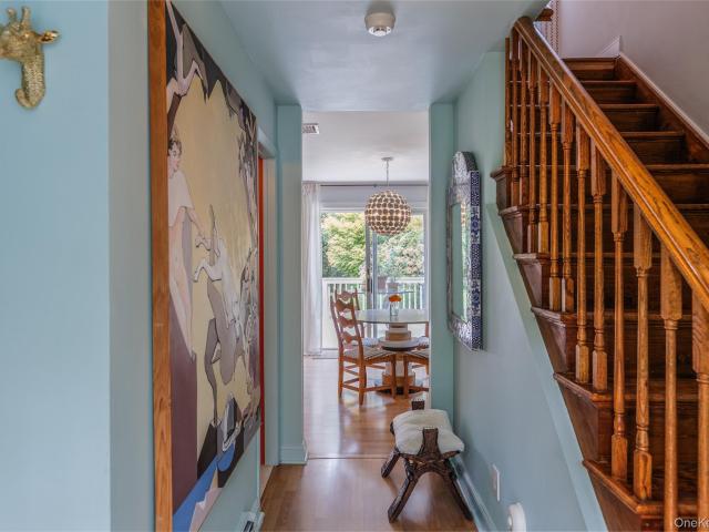 House for sale in Setauket, Town of Brookhaven