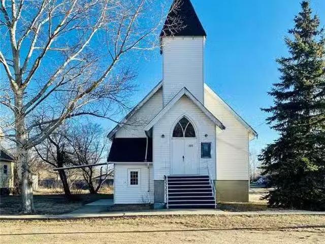 House for sale in Briercrest, Saskatchewan