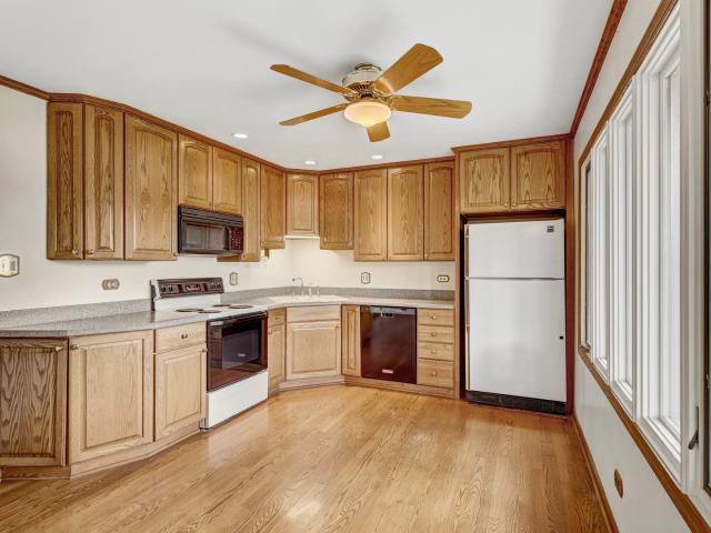 House for sale in Parcel C, Hoffman Estates