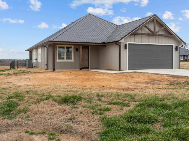 Property for sale in Van, Texas