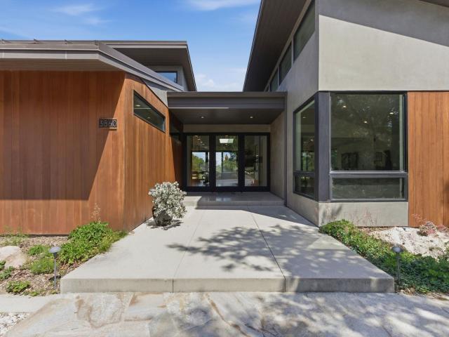 Property for rent in La Canada Flintridge, California