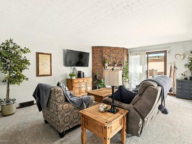 Condo for sale in Summit, Ohio