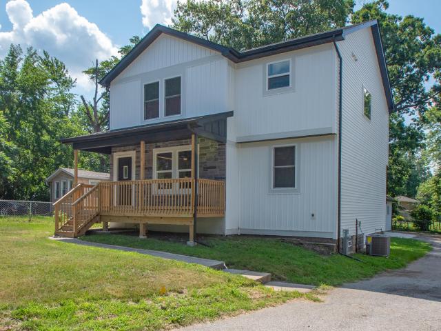 House for sale in Lake Station