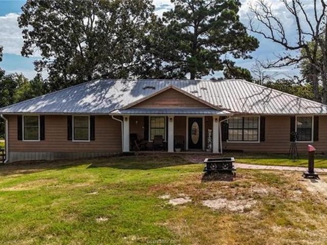 House for sale in Centerville, Leon County