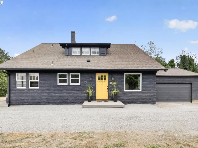 House for sale in Oregonia