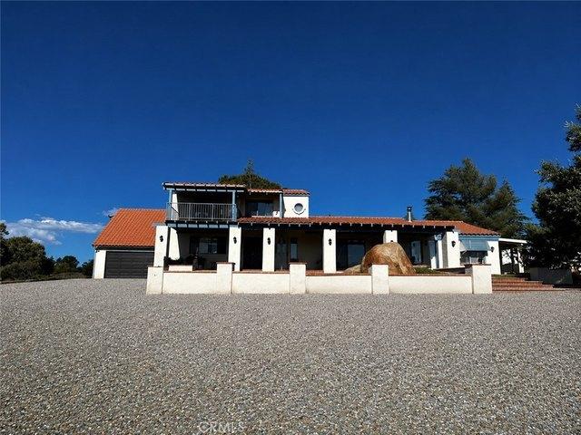 House for sale in Anza, California