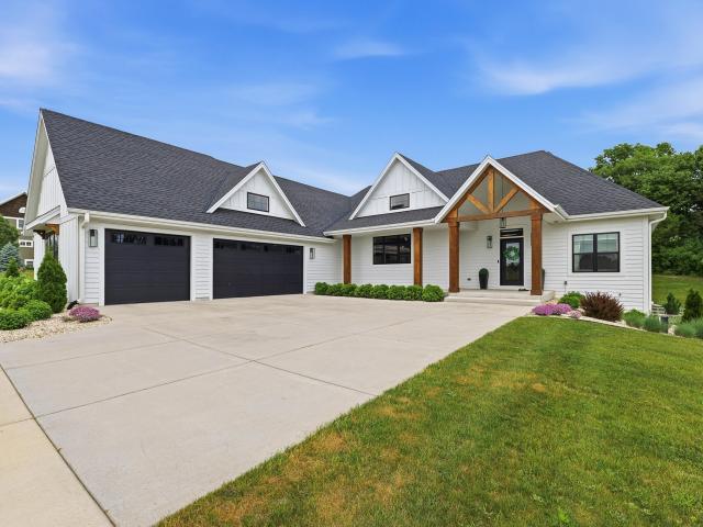 House for sale in Hubertus, Wisconsin