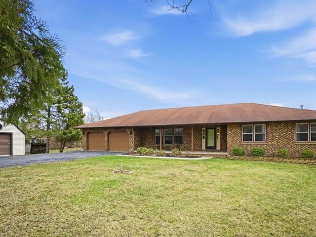 House for sale in Russell, Illinois