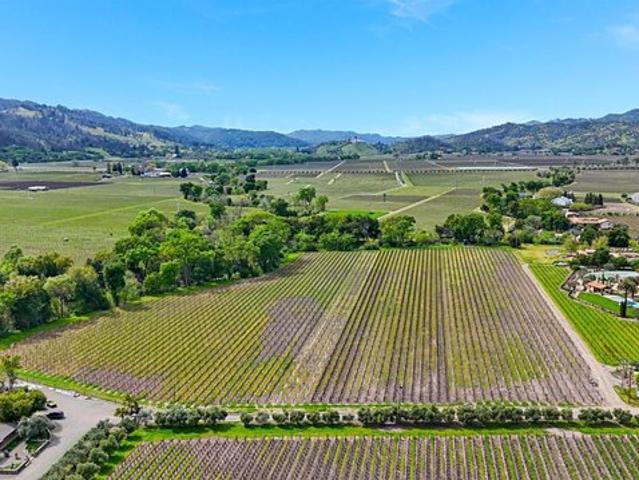 Land for sale in Calistoga, California