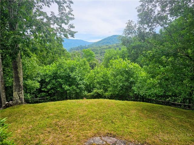House for sale in Avery, North Carolina