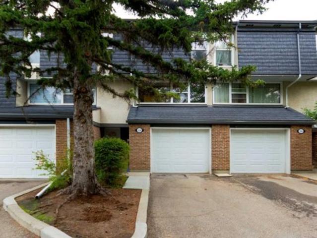 Townhouse for sale in Braeside, Calgary