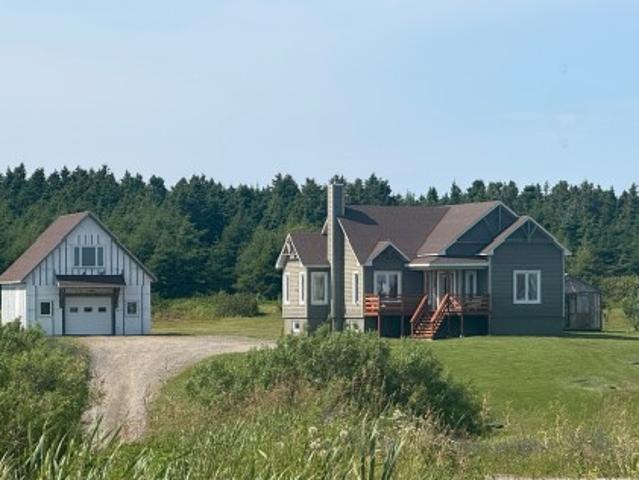 House for sale in Les Îles-de-la-madeleine, Quebec
