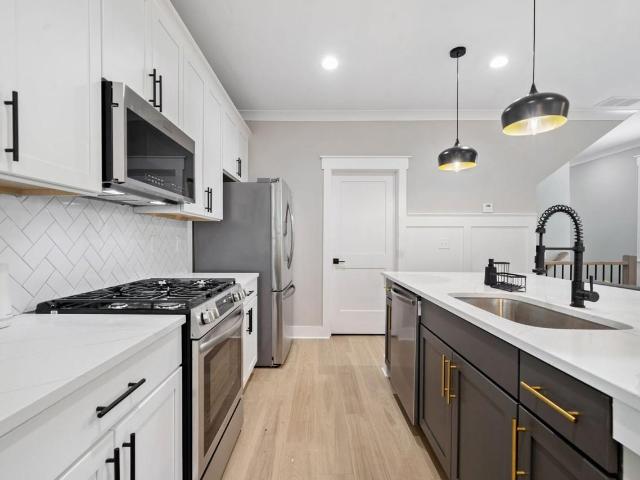 Condo for rent in English Ave., Atlanta