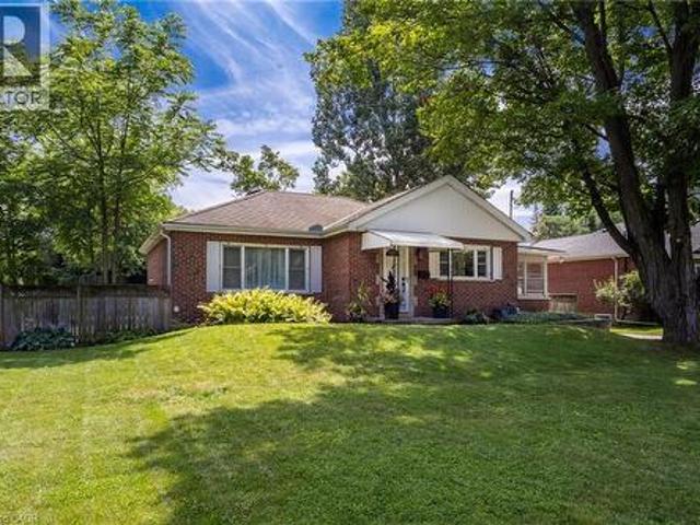House for sale in Burlington, Ontario